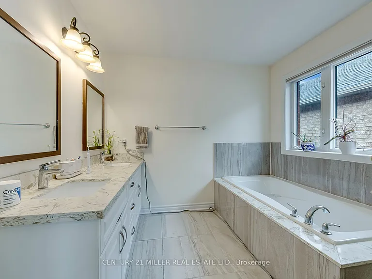 2564 N Ridge Trl — Photo 25