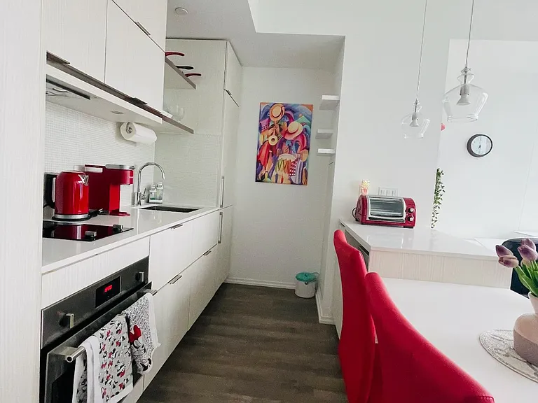 197 Yonge St W #2313 — Photo 3
