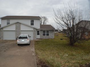 4813 E Schooner Rd #B, Columbia, MO 65201