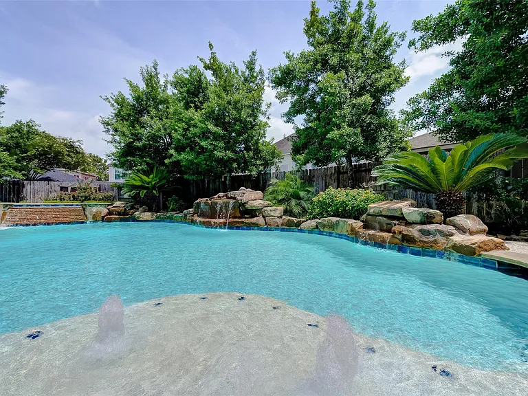 23707 Thornsby Ct — Photo 29