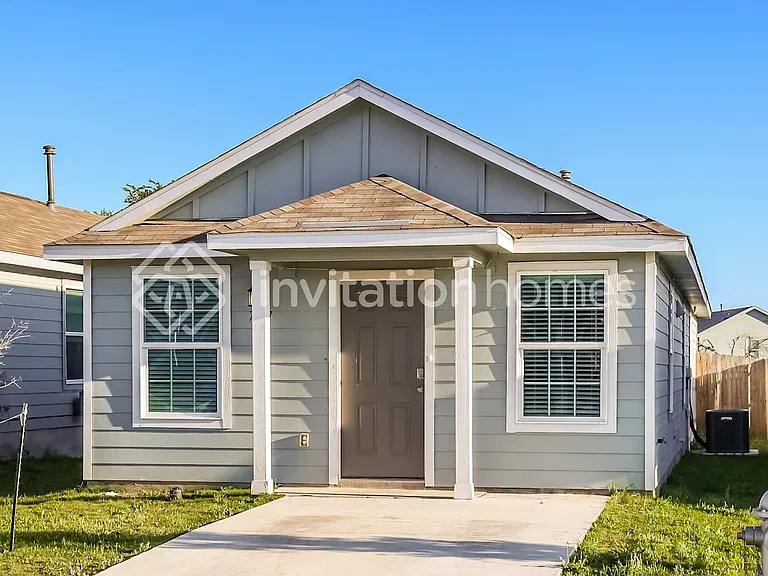 7307 Alcazar Gate — Photo 1