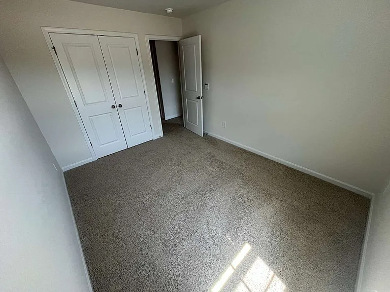 175 Moyer Dr — Photo 18