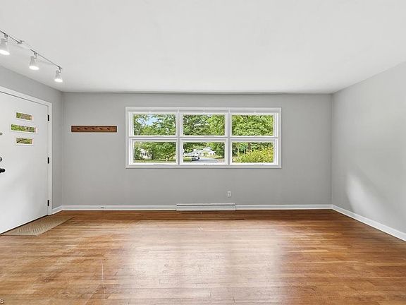 5th image of 2814 Dellwood Dr