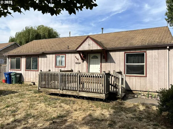 705 SW Dennis Ave, Hillsboro, OR 97123