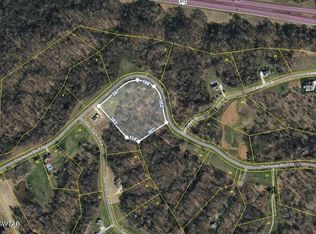 37 Chickasaw Bluff Dr, Dyersburg, TN 38024