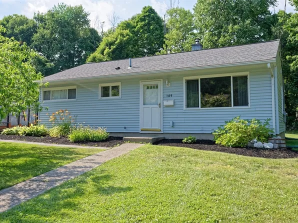 109 Cedar Hill Rd, Northborough, MA 01532