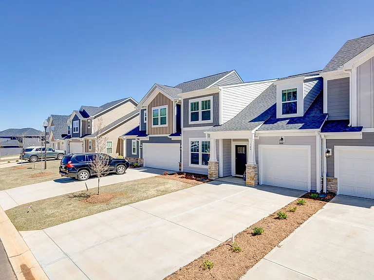 149 Grange Valley Ln — Photo 2