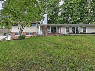 121 Hermitage Dr, Bristol, TN 37620