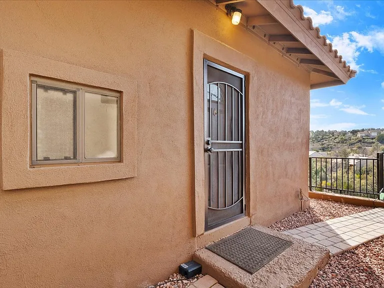 2402 Desert Willow Dr #ID1540145P — Photo 12