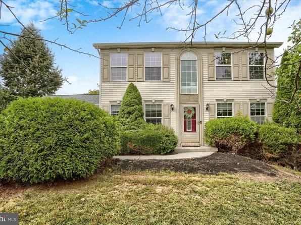 2313 Aspen Way, Harrisburg, PA 17110