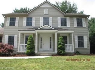 2526 Breton Creek Dr SE, Kentwood, MI