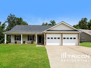 600 Blue Jay Dr, Rockmart, GA