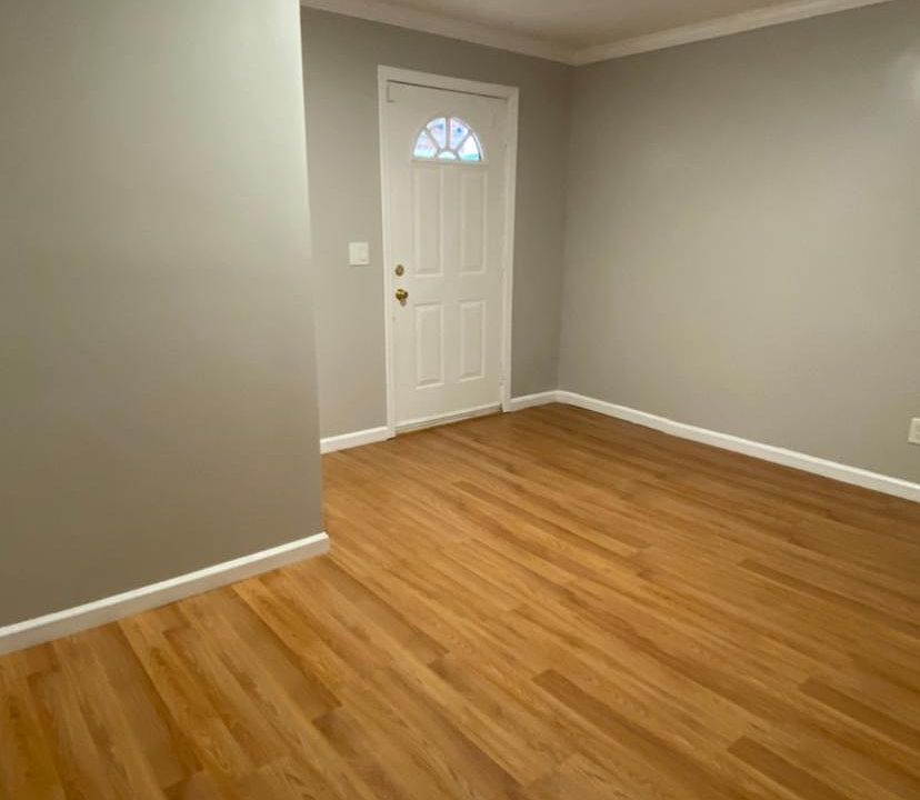 1st image of 170 Merrill Ave #2