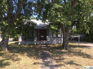 1303 S 9th St, Temple, TX 76504