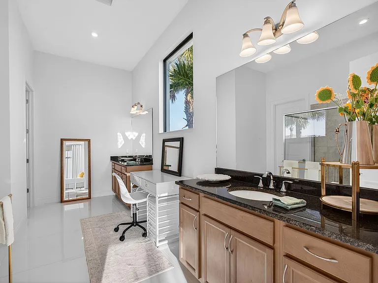 11460 SW Pietra Way — Photo 34