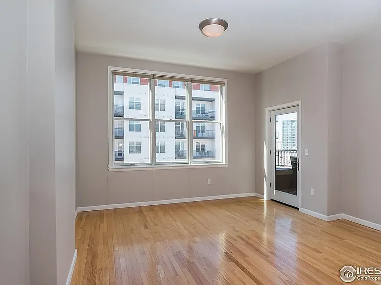 1950 N Logan St #804 — Photo 10