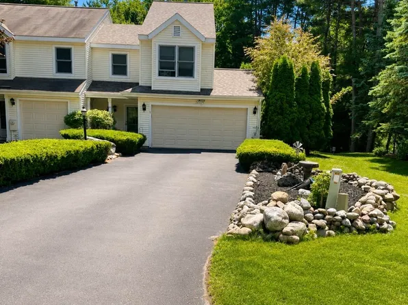 20 Tiffany Drive, Queensbury, NY 12804