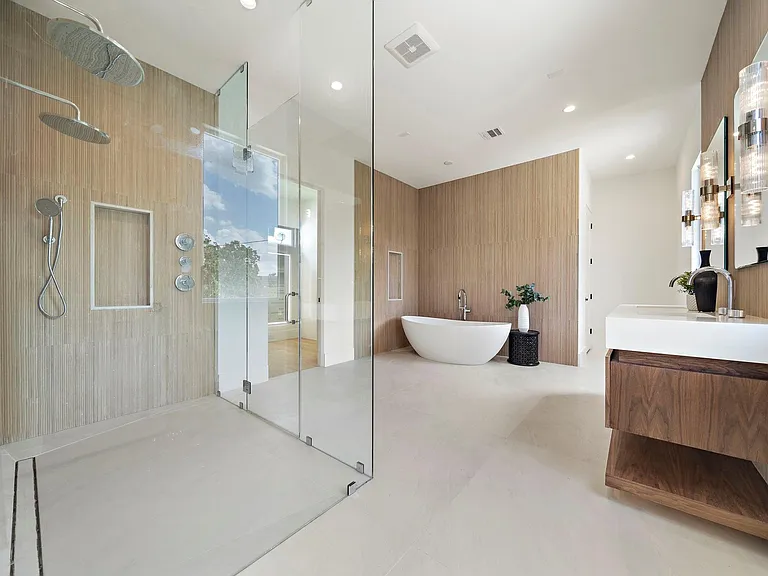 408 Pecore St — Photo 20