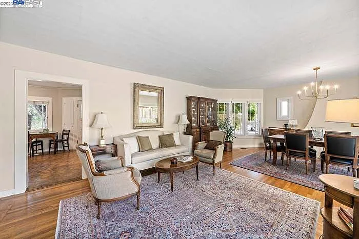769 Vincente Ave — Photo 10