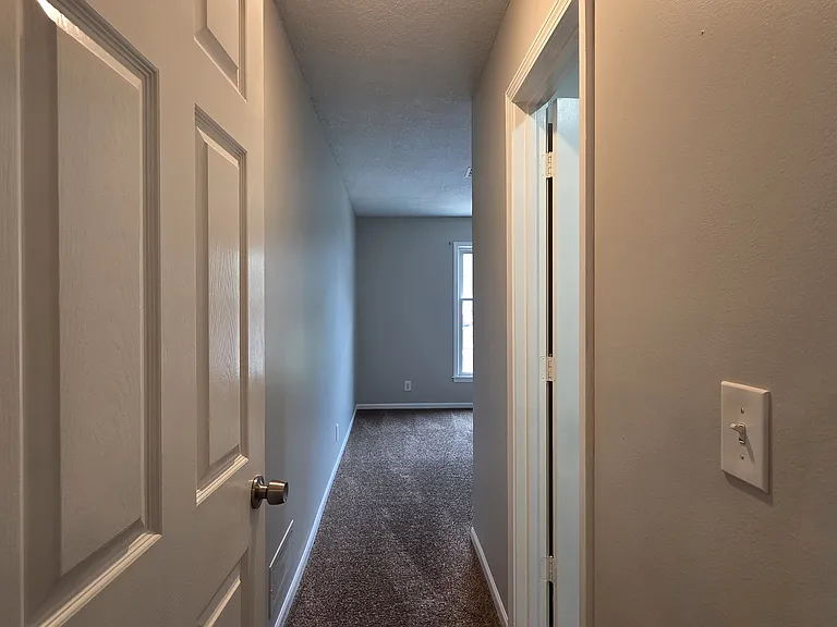 8518 W 109th Ter — Photo 16