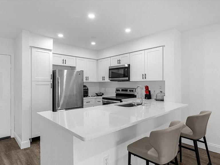 14036 Fairway Island Dr #1-1513 — Photo 3