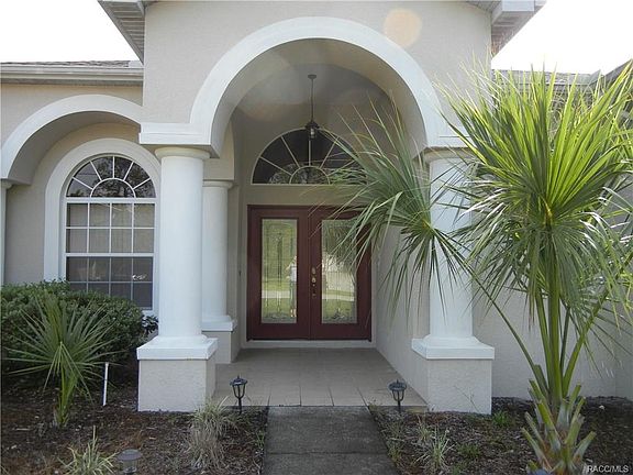 2nd image of 98 Cypress Blvd E