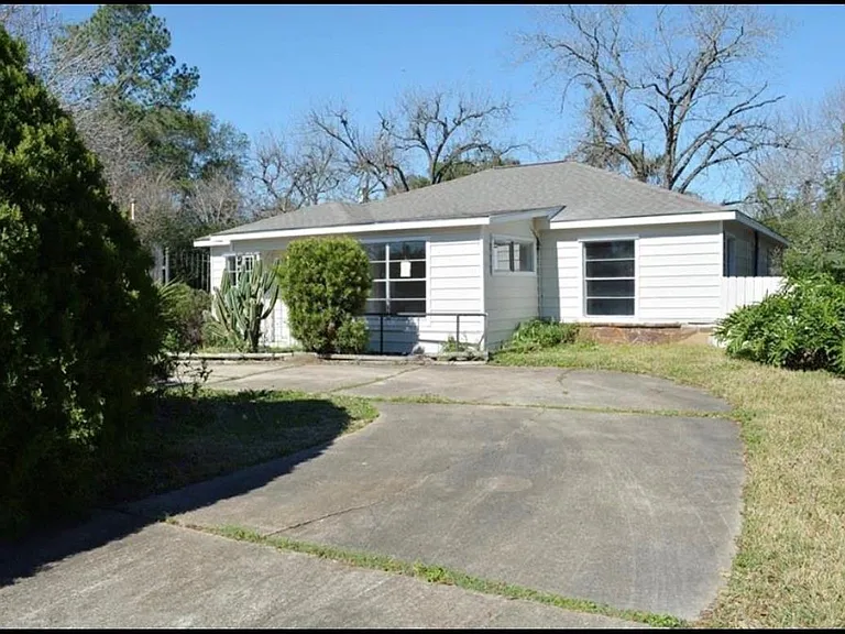4839 Ventura Ln #A — Photo 2