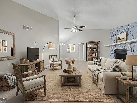 2nd image of 169 Parkway Ct