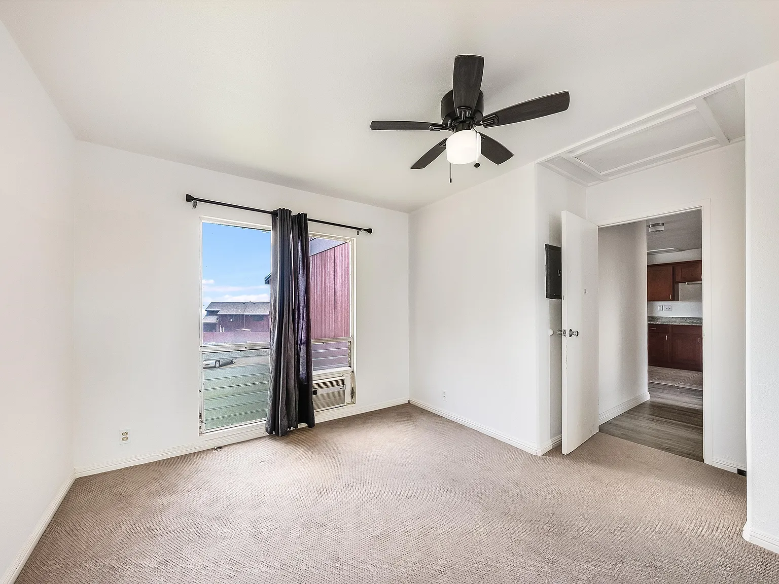 Chroust - Palailai St 82 - 1 — Photo 4