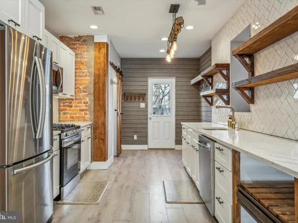 1608 S Lecount St, Philadelphia, PA 19145