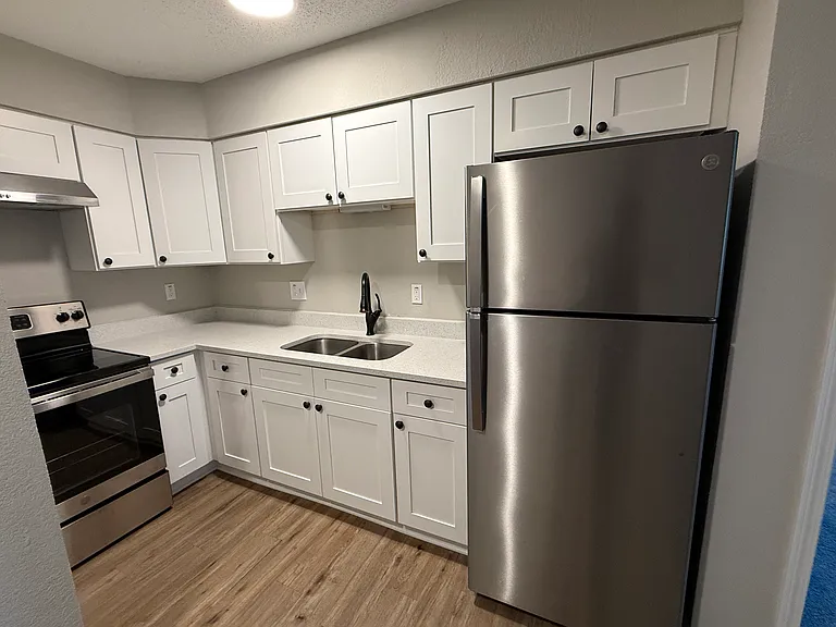 8822 N Lemon Creek Rd #8 — Photo 6