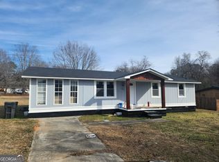 1021 Adrian Cir, Greensboro, GA 30642