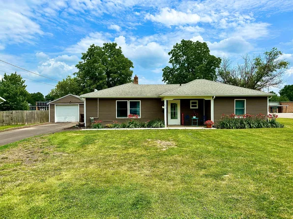 802 Washington Blvd, Lake Odessa, MI 48849