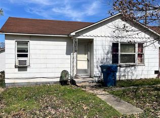 304 Hester St, Bloomfield, MO 63825
