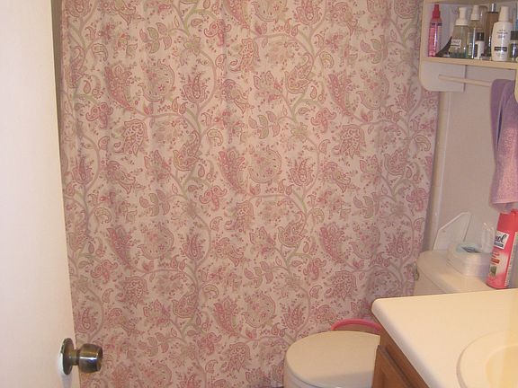 Bathroom, previous tenant