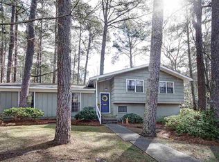 4136 Woodvale St, Jackson, MS 39211