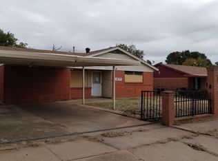 2725 Ridgeway Dr, Wichita Falls, TX 76306