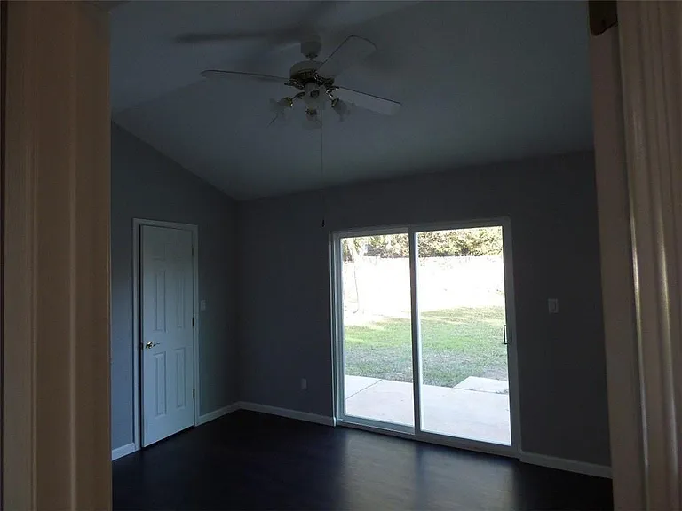 6107 La Mesa St — Photo 12