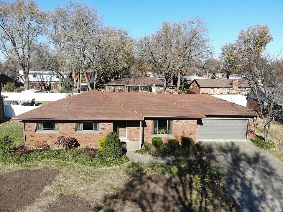 1st image of 2345 Arnold Dr