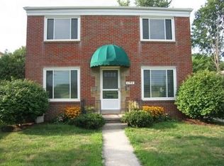 2142 Fairfax Rd, Toledo, OH 43613