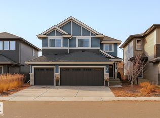 6616 Knox Pl SW, Edmonton, AB T6W 4A1