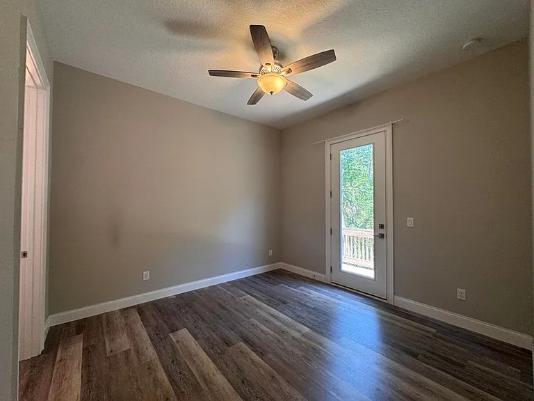 356 Seminole Dr — Photo 24