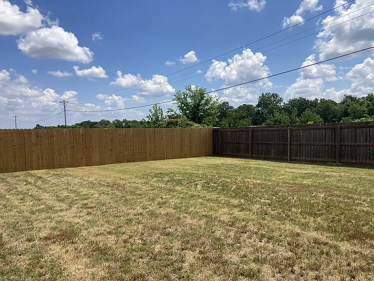 10423 Preston Ct — Photo 26