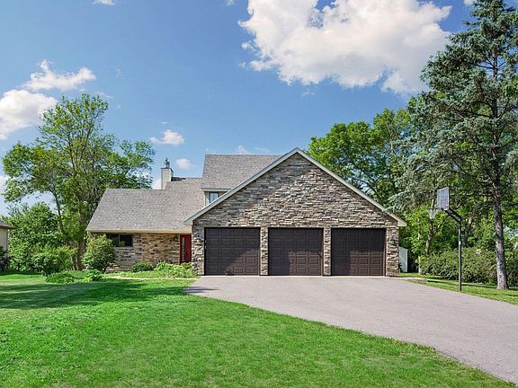 2nd image of 13640 Riverview Dr NW