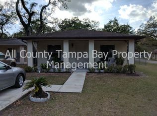 8512 N Seminole Ave, Tampa, FL 33604
