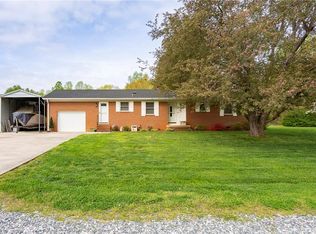 2561 E Holly Grove Rd, Lexington, NC 27292