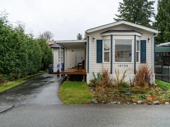 19728 Poplar Pl, Pitt Meadows, BC V3Y 1Z3