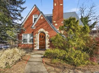 7 Radford St NW, Christiansburg, VA 24073