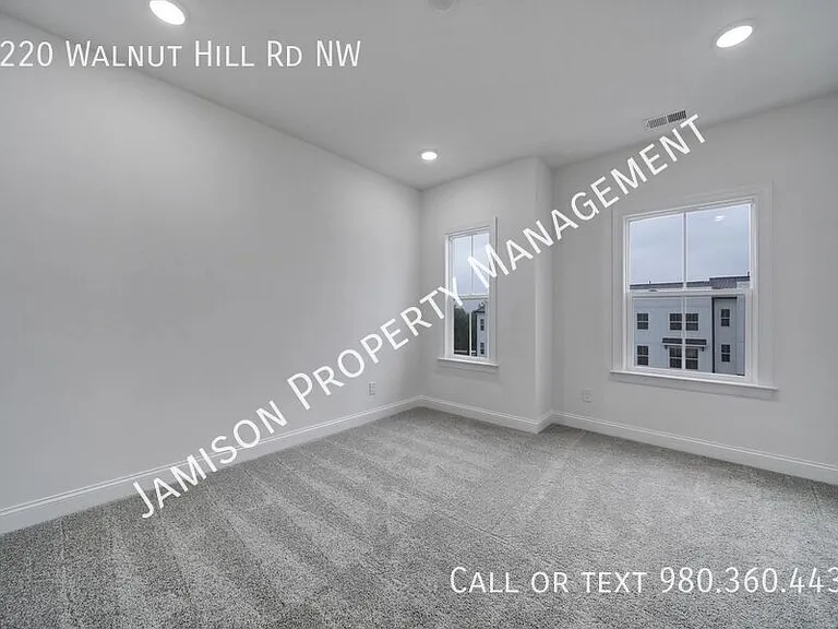 9220 Walnut Hill Rd NW — Photo 17