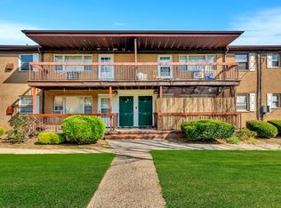 55 Gill Ln APT 42, Iselin, NJ 08830